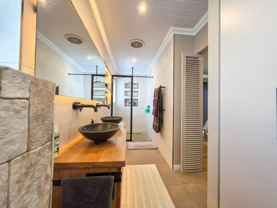 3 Bedroom Property for Sale in Stilbaai Wes Western Cape